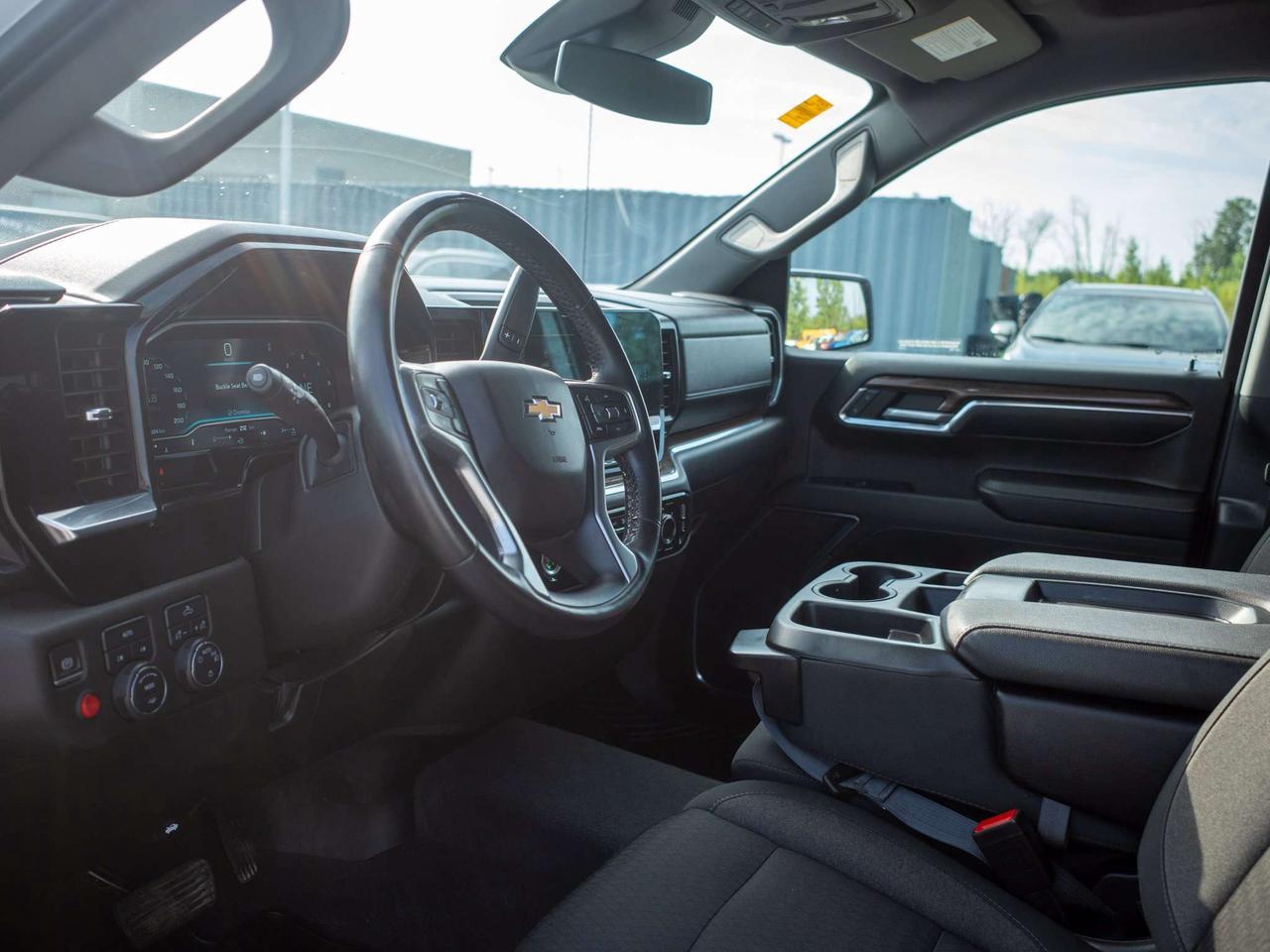2023 Chevrolet Silverado 1500 LT - Remote Engine Start   Turbocharged Engine Photo