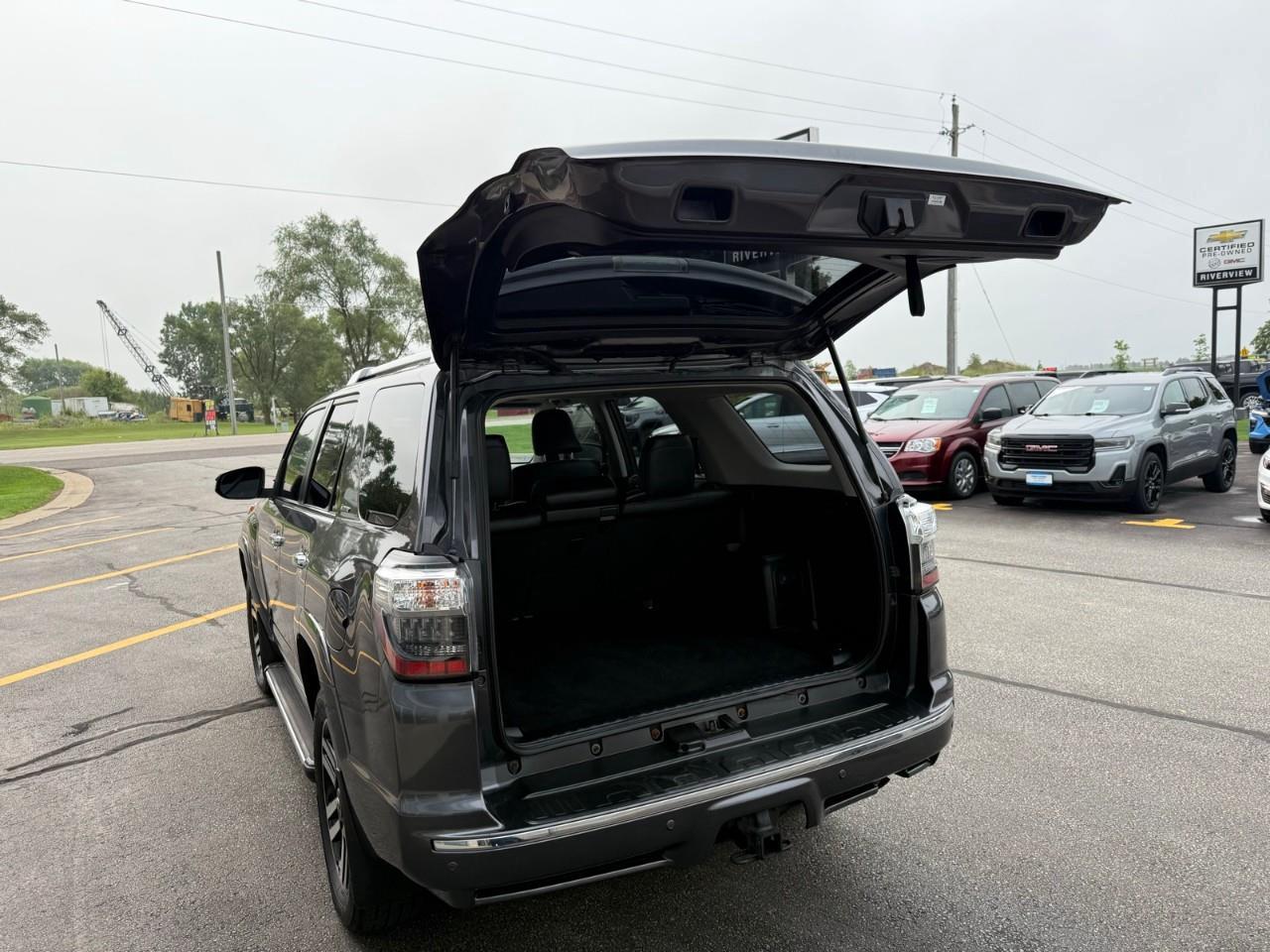 2014 Toyota 4Runner SR5 V6 4dr 4x4 Photo