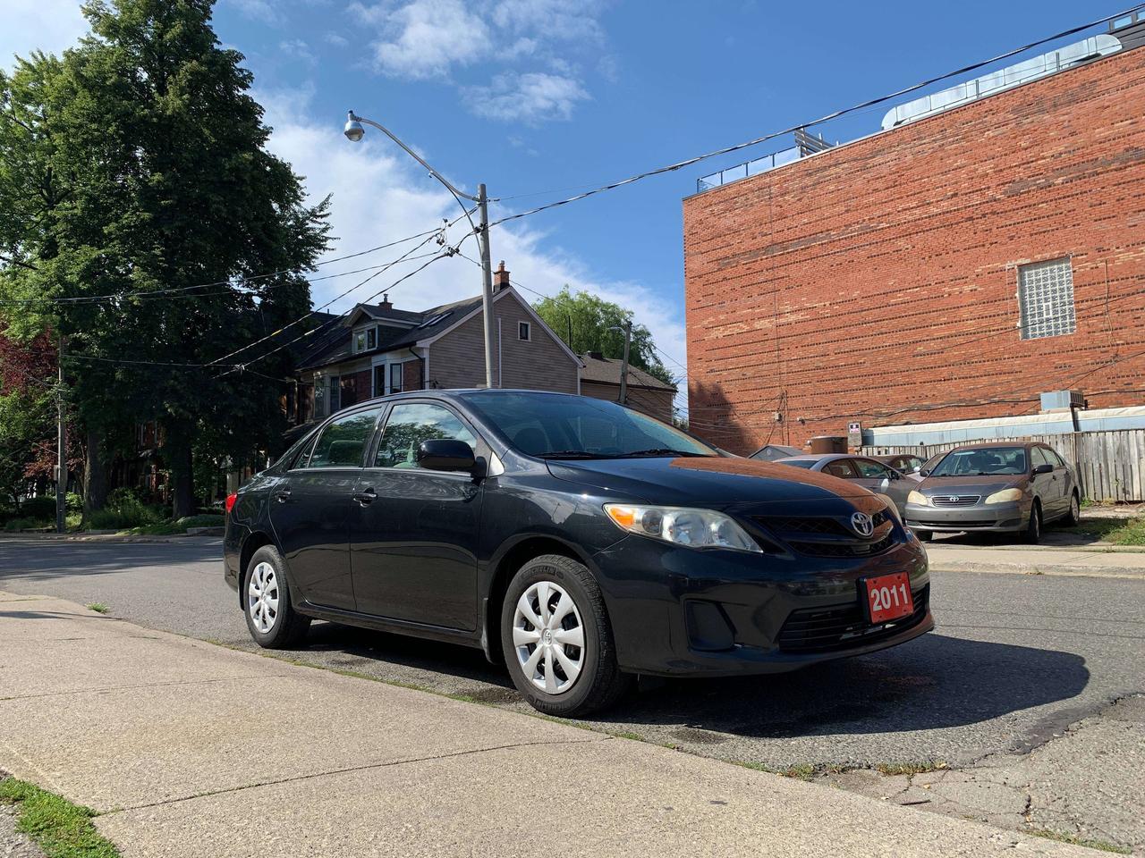 2011 Toyota Corolla CE Photo