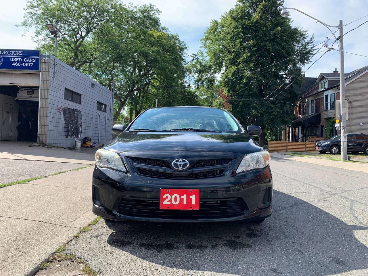 2011 Toyota Corolla CE Photo