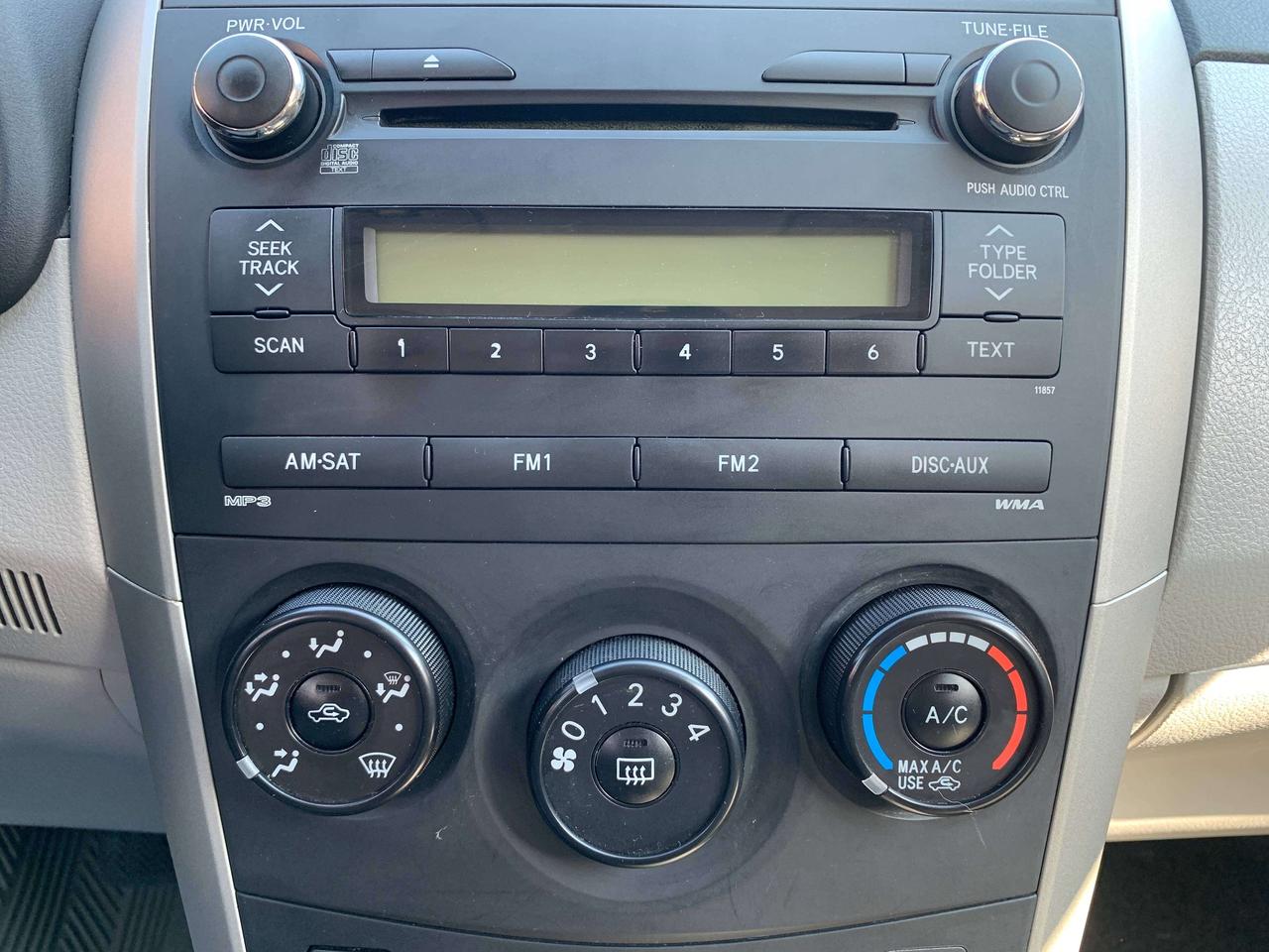 2011 Toyota Corolla CE Photo