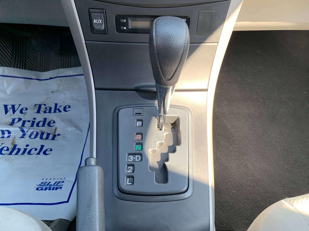 2011 Toyota Corolla CE Photo