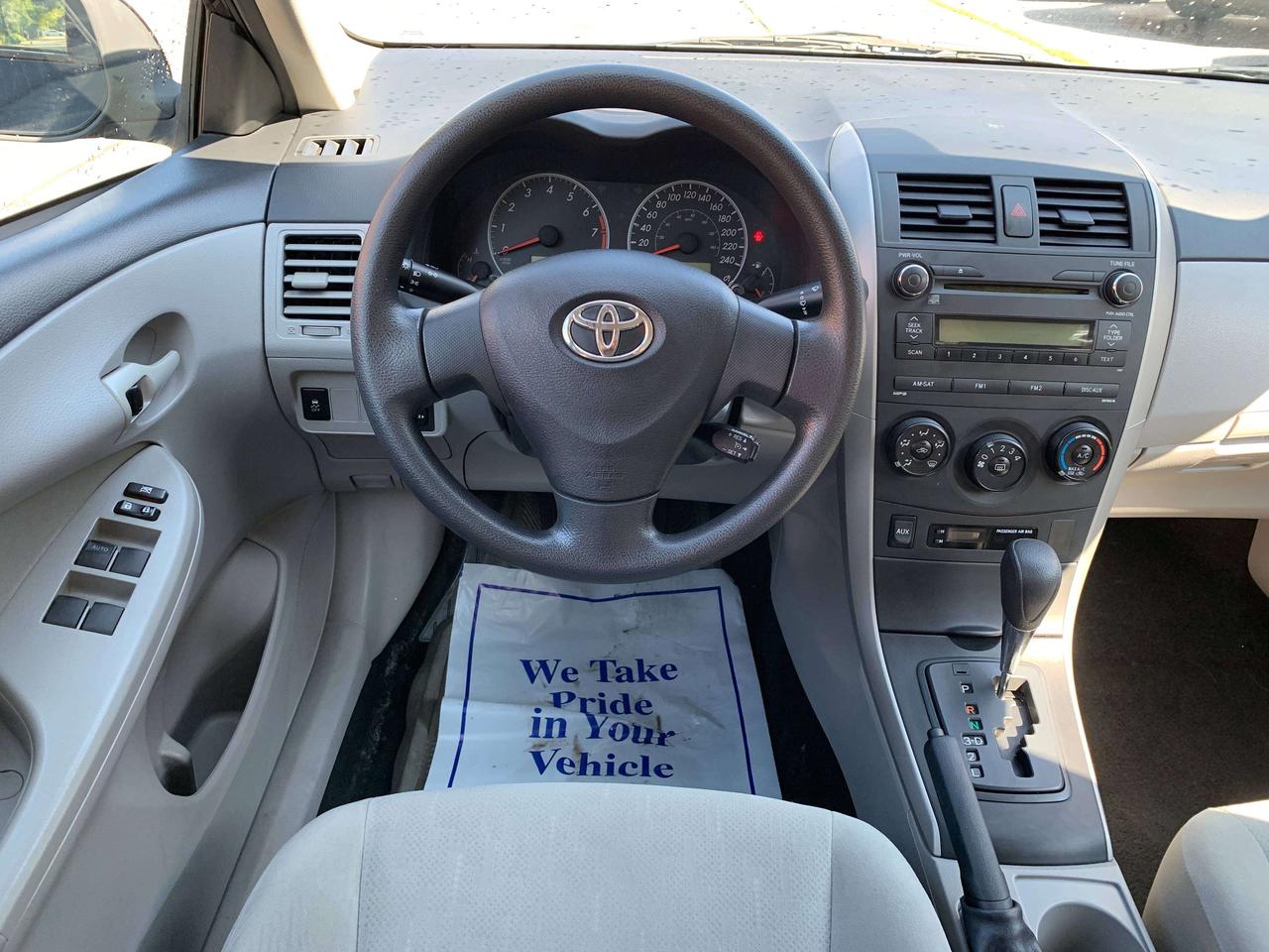 2011 Toyota Corolla CE Photo