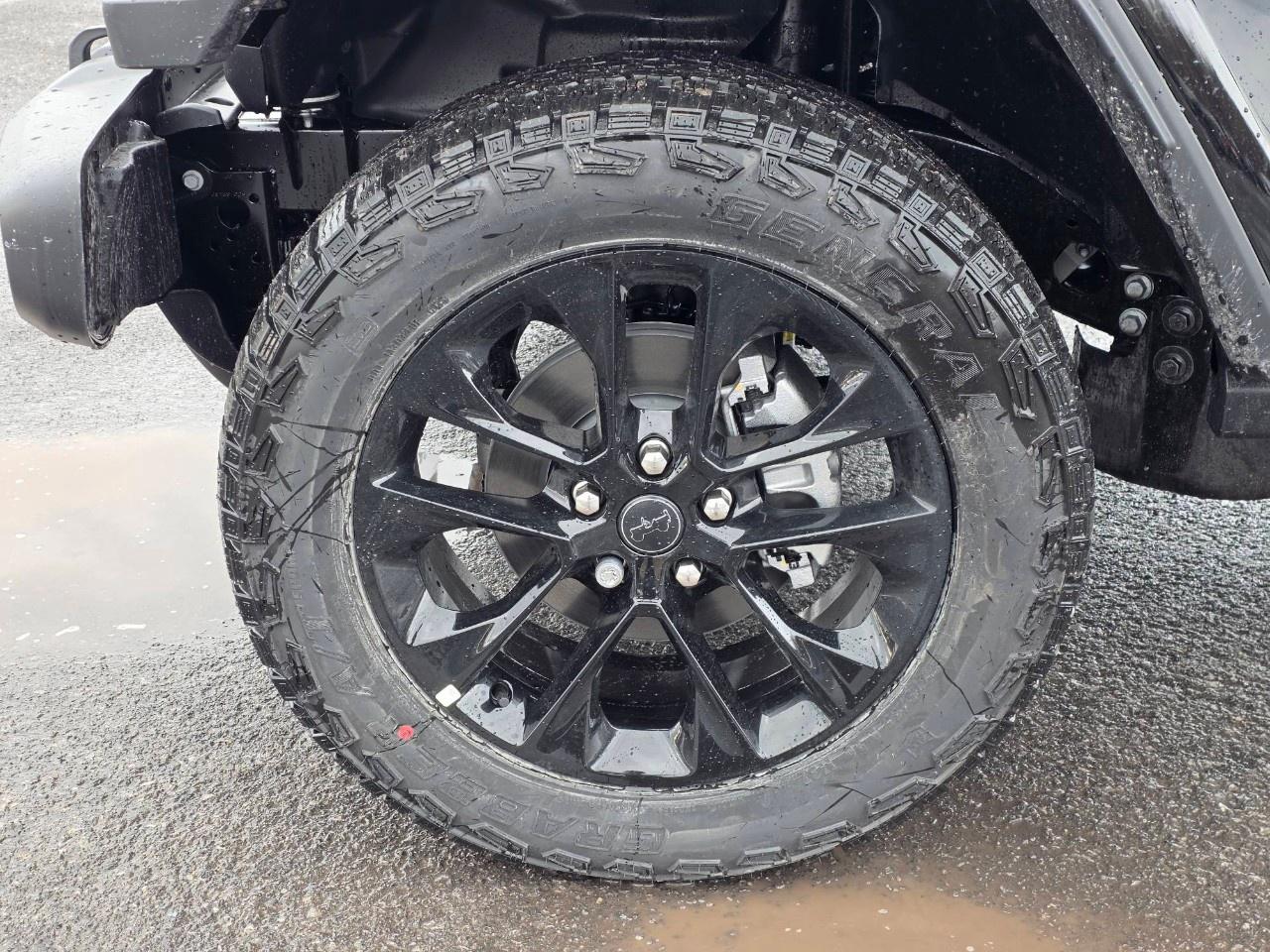 2026 Jeep Gladiator NightHawk 4x4 Photo
