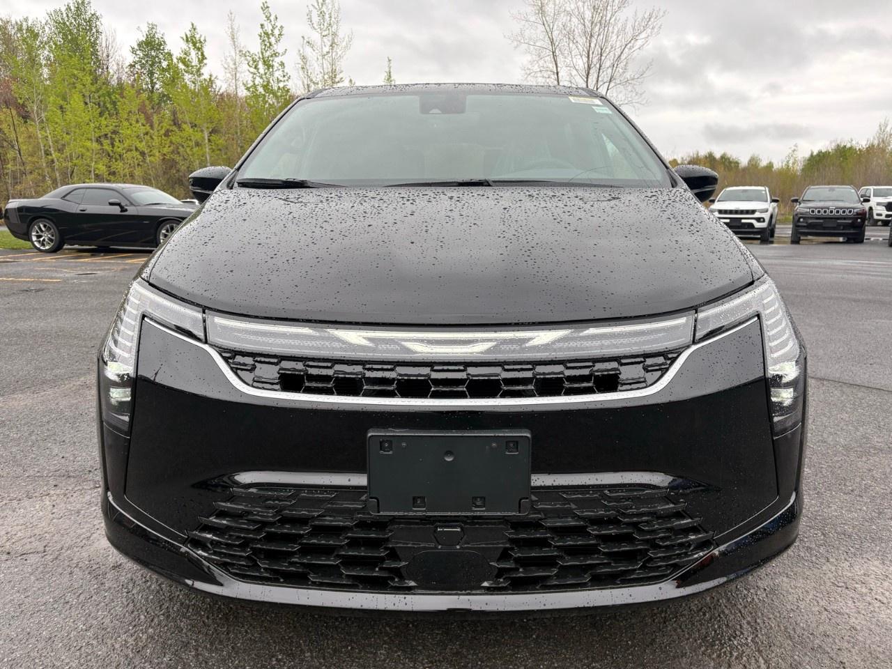 2027 Chrysler Pacifica Select FWD Photo