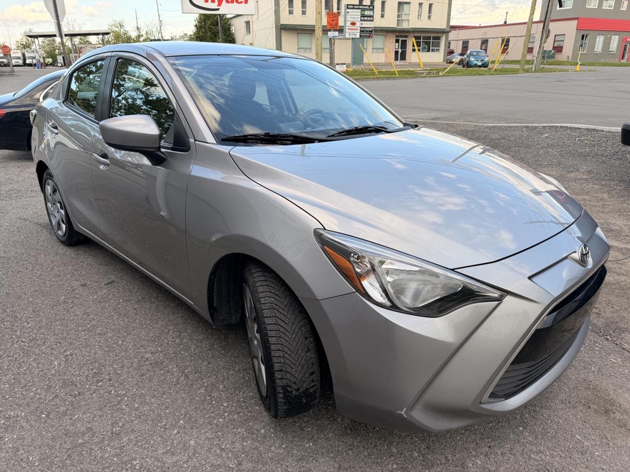 2016 Toyota Yaris LE Photo