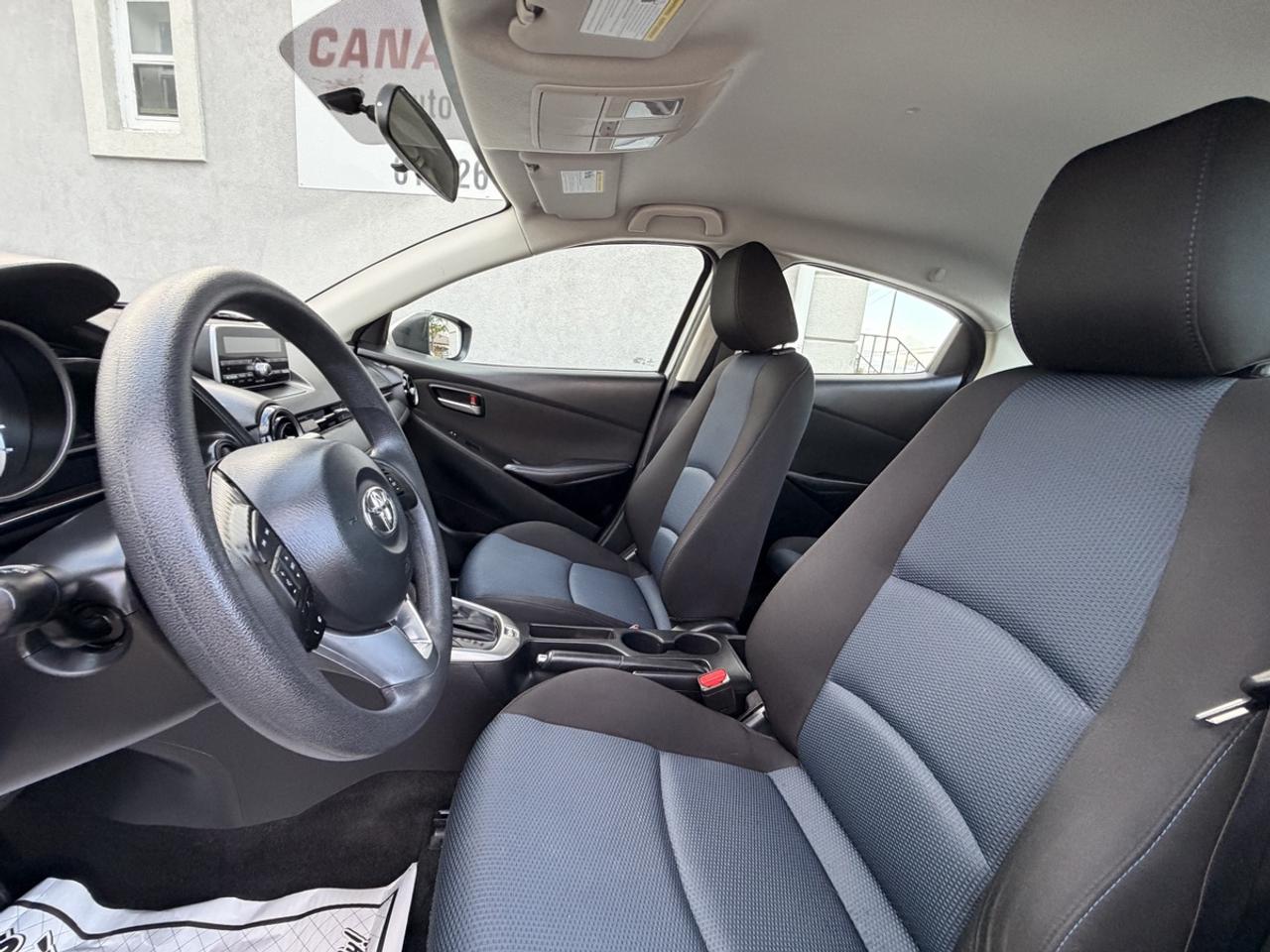 2016 Toyota Yaris LE Photo