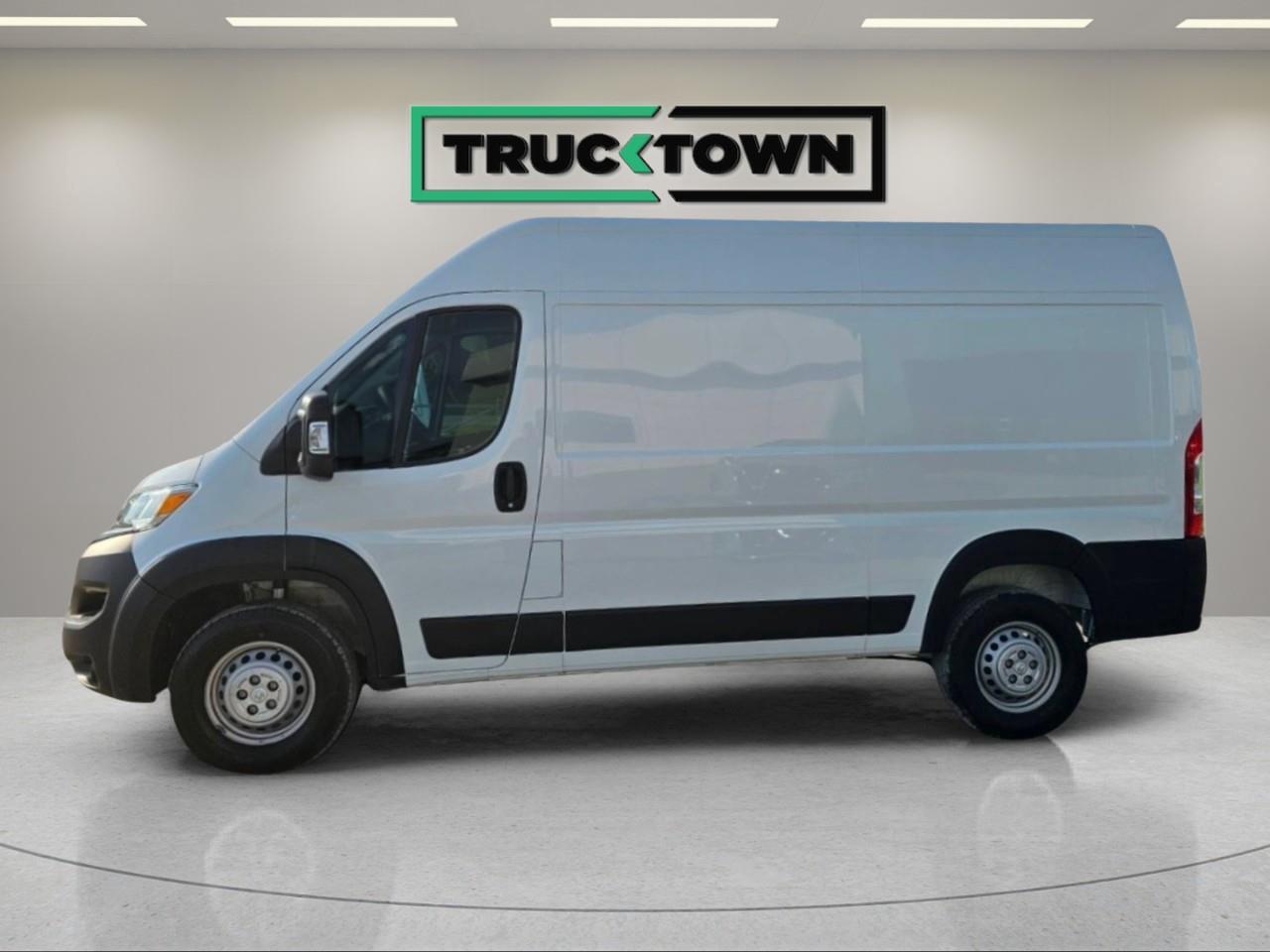 2025 RAM ProMaster 2500 High Roof Cargo Van 136 in. WB Photo