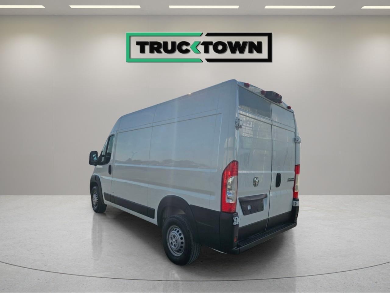 2025 RAM ProMaster 2500 High Roof Cargo Van 136 in. WB Photo