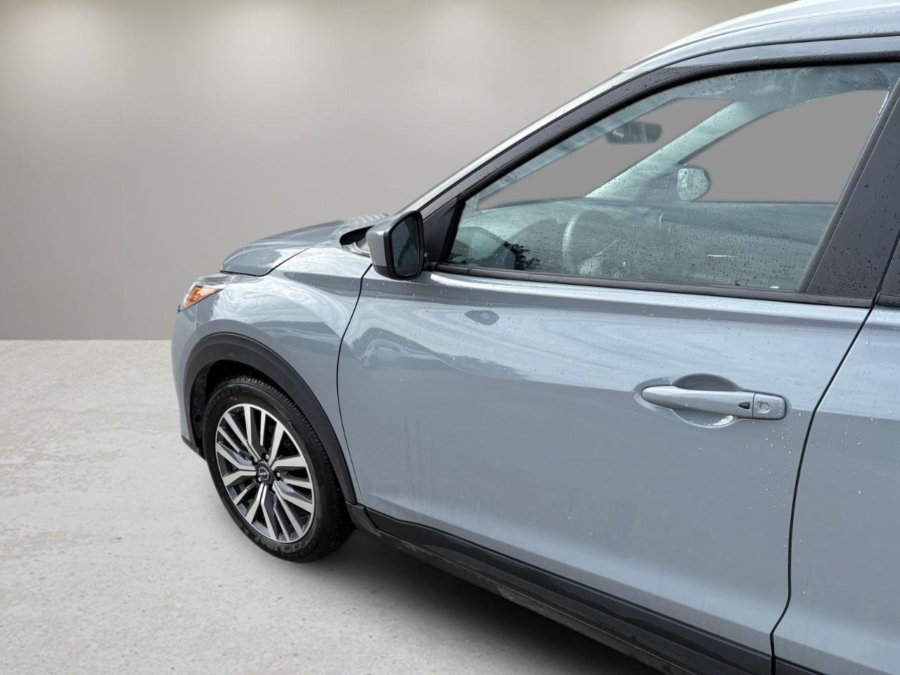 2025 Nissan Kicks Play SV 4dr Front-Wheel Drive Photo