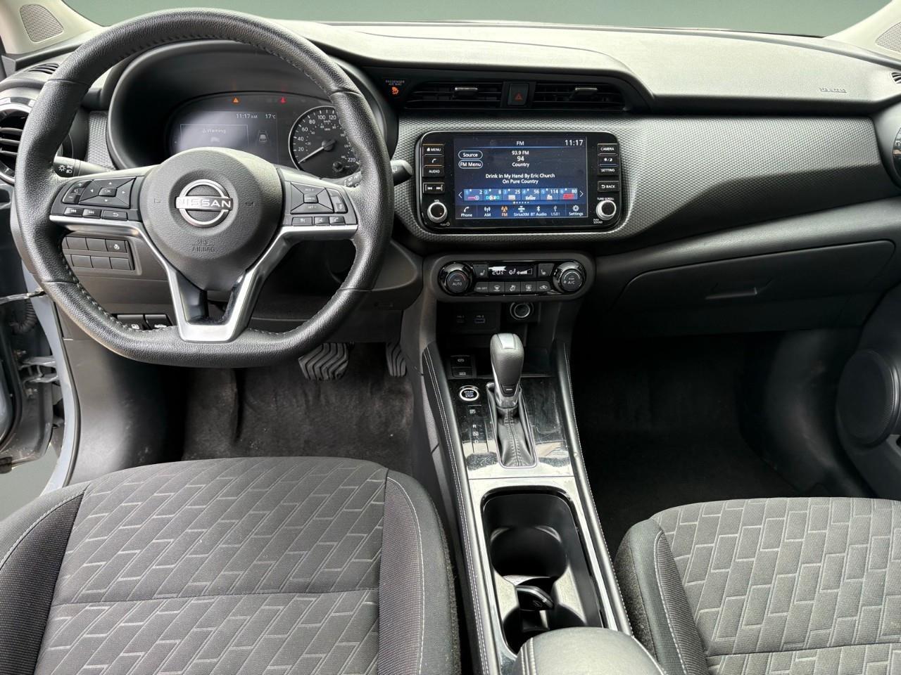 2025 Nissan Kicks Play SV 4dr Front-Wheel Drive Photo