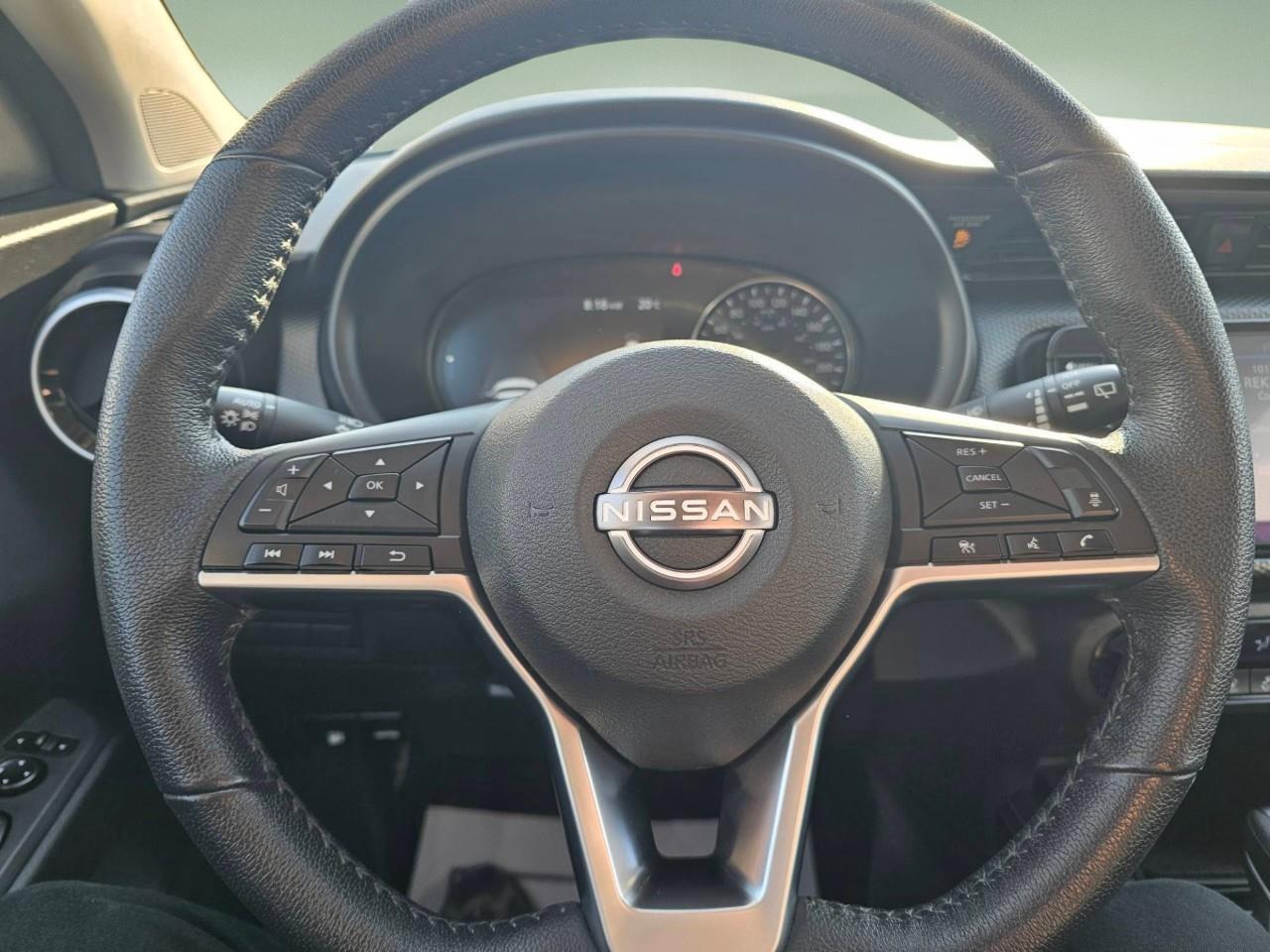 2025 Nissan Kicks Play SV 4dr Front-Wheel Drive Photo