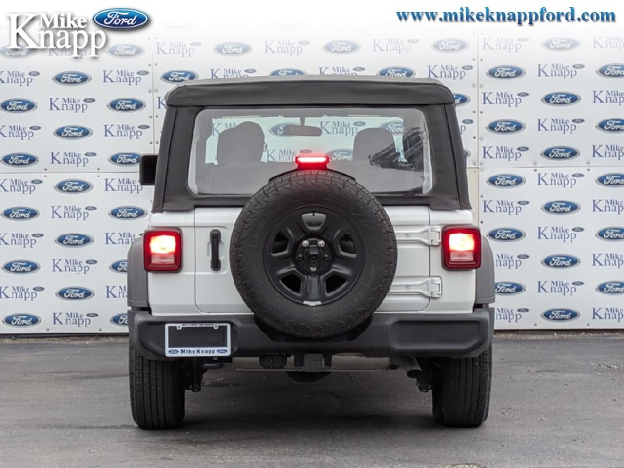 2025 Jeep Wrangler SPORT Photo