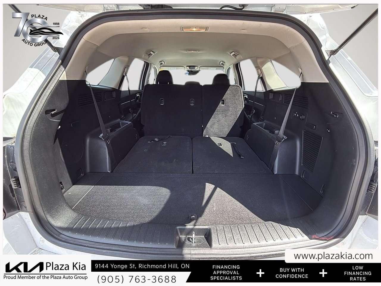 2025 Kia Sorento *AWD    Heated Seats   7 Passenger* Photo
