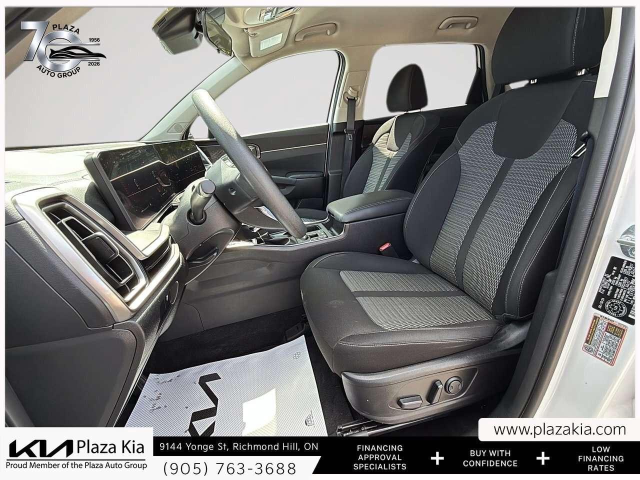 2025 Kia Sorento *AWD    Heated Seats   7 Passenger* Photo
