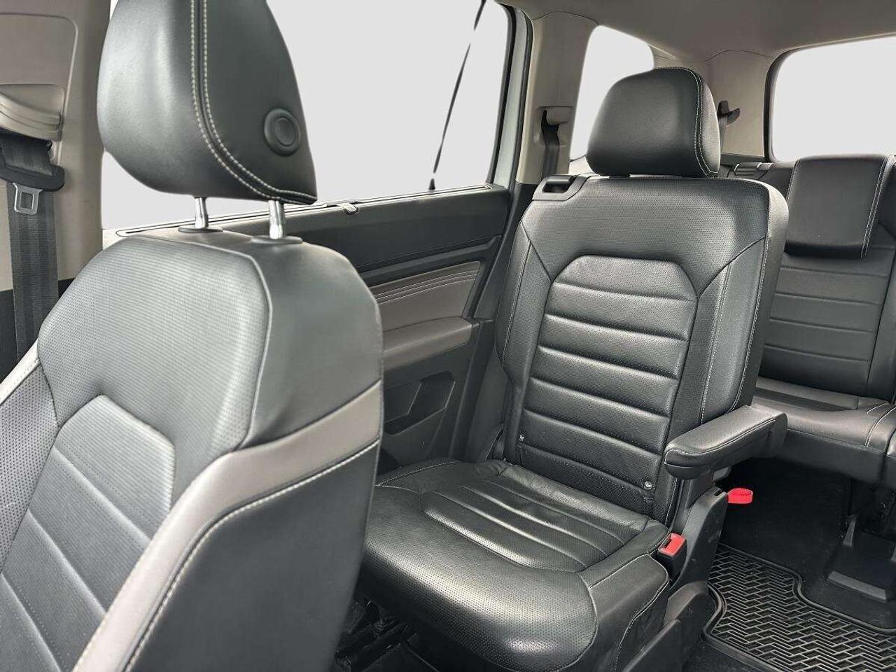2021 Volkswagen Atlas Highline 4MOTION AWD -  1 OWNER/CLEAN CARFAX Photo
