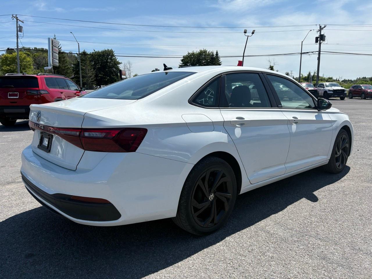 2025 Volkswagen Jetta Comfortline AUTO Photo