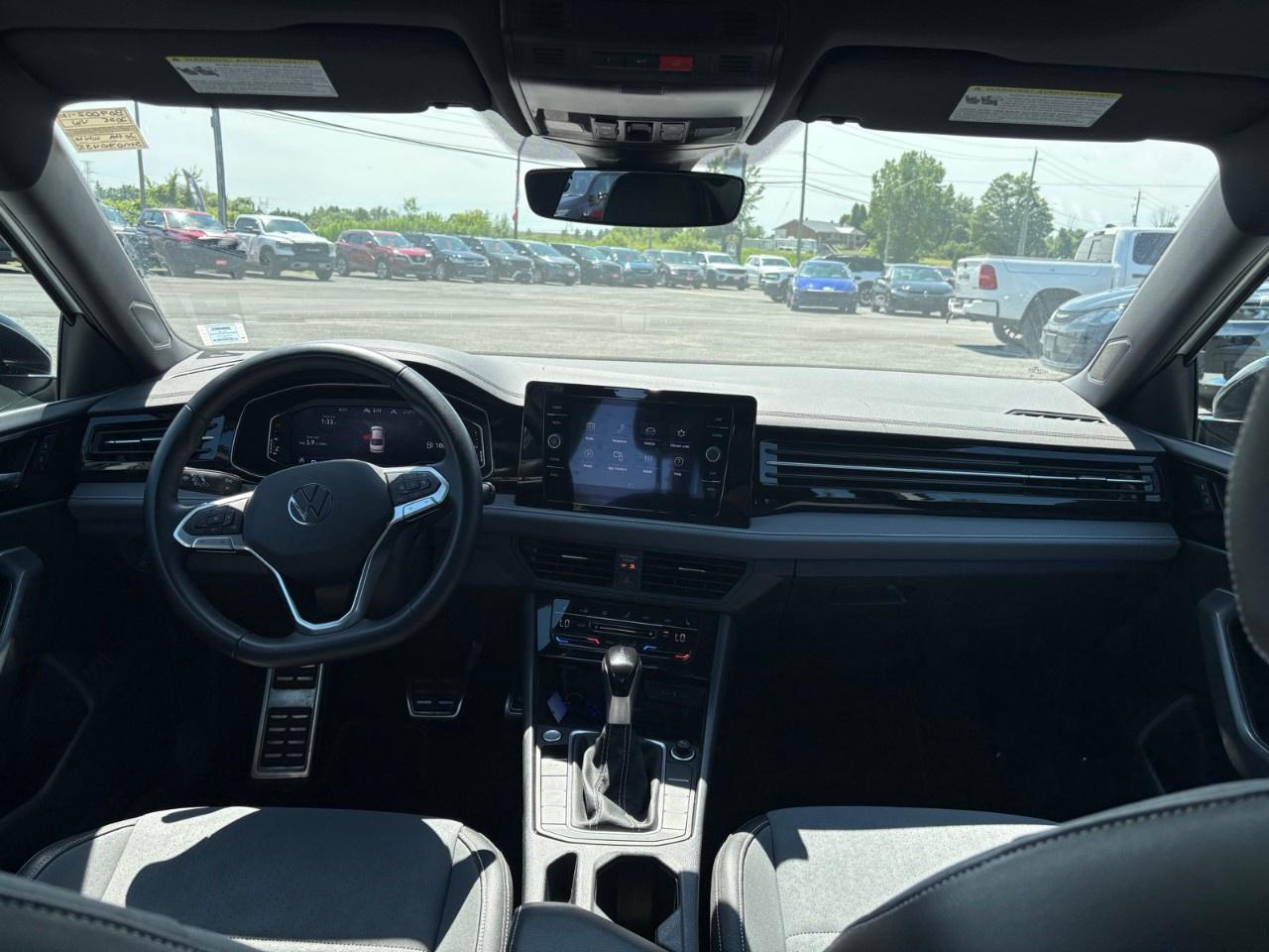 2025 Volkswagen Jetta Comfortline AUTO Photo
