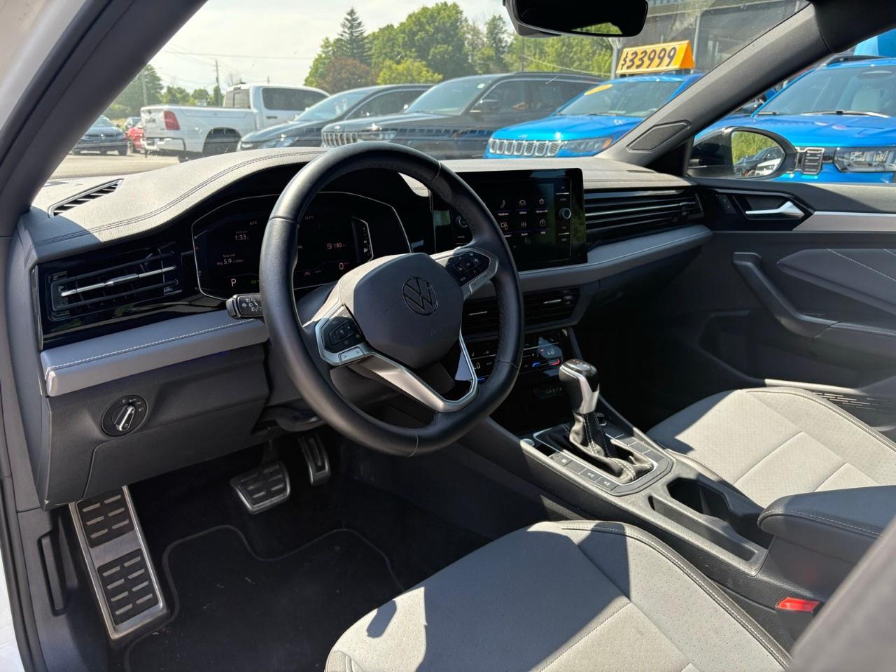 2025 Volkswagen Jetta Comfortline AUTO Photo