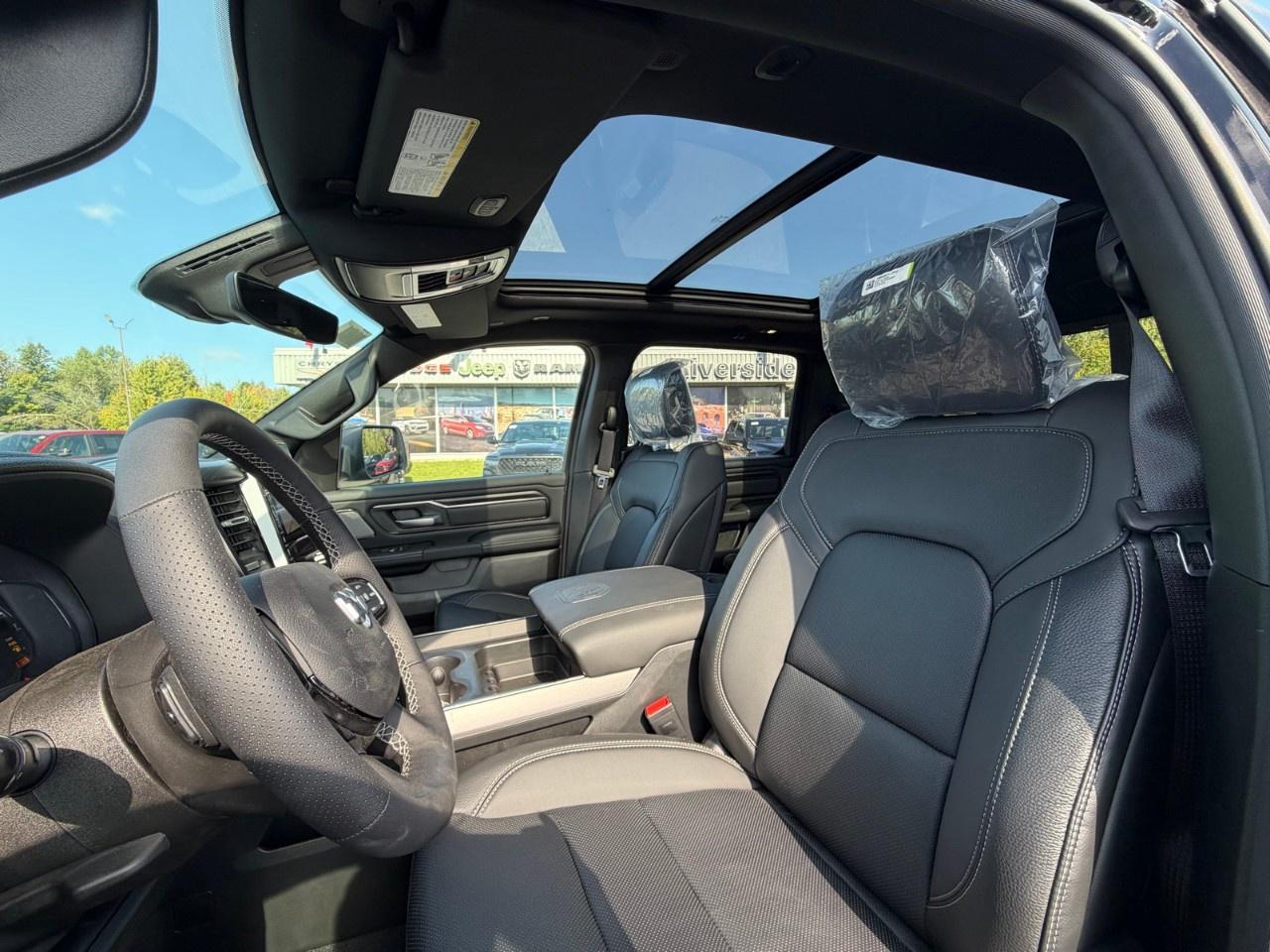 2026 RAM 1500 SPORT 4X4 CREW CAB 5'7" BOX Photo