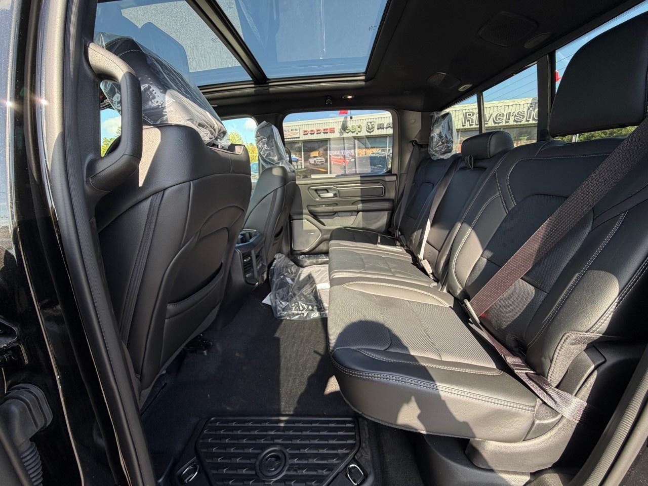 2026 RAM 1500 SPORT 4X4 CREW CAB 5'7" BOX Photo