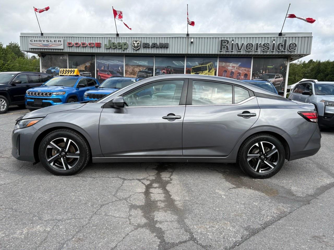 2024 Nissan Sentra SV CVT Photo