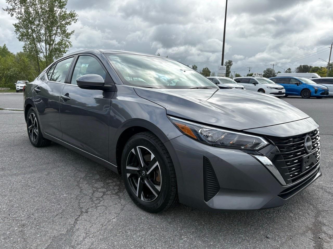 2024 Nissan Sentra SV CVT Photo