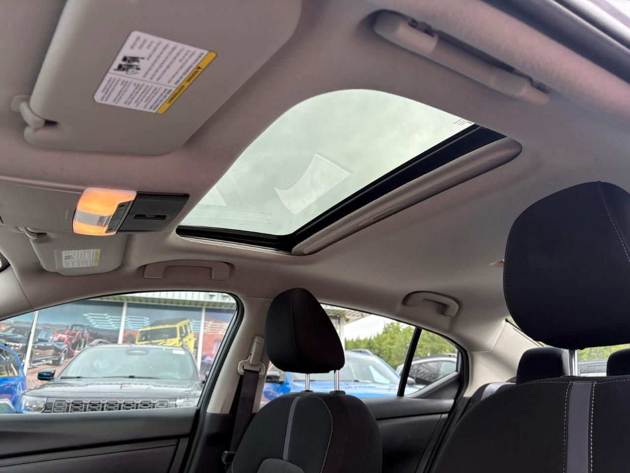 2024 Nissan Sentra SV CVT Photo