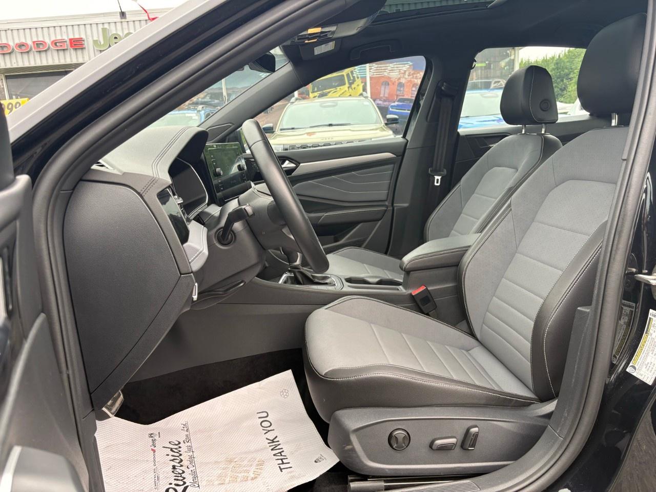 2025 Volkswagen Jetta Comfortline AUTO Photo