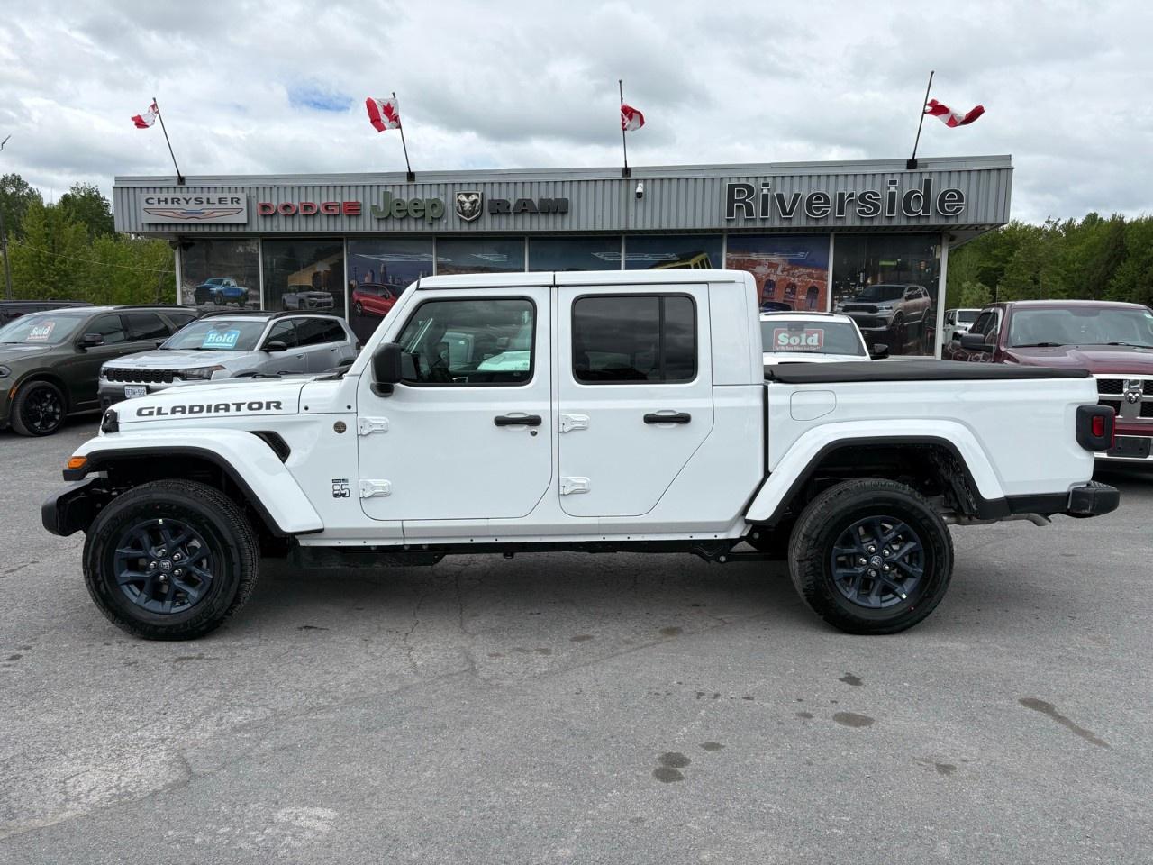 2026 Jeep Gladiator 85th Anniversary 4x4 Photo5