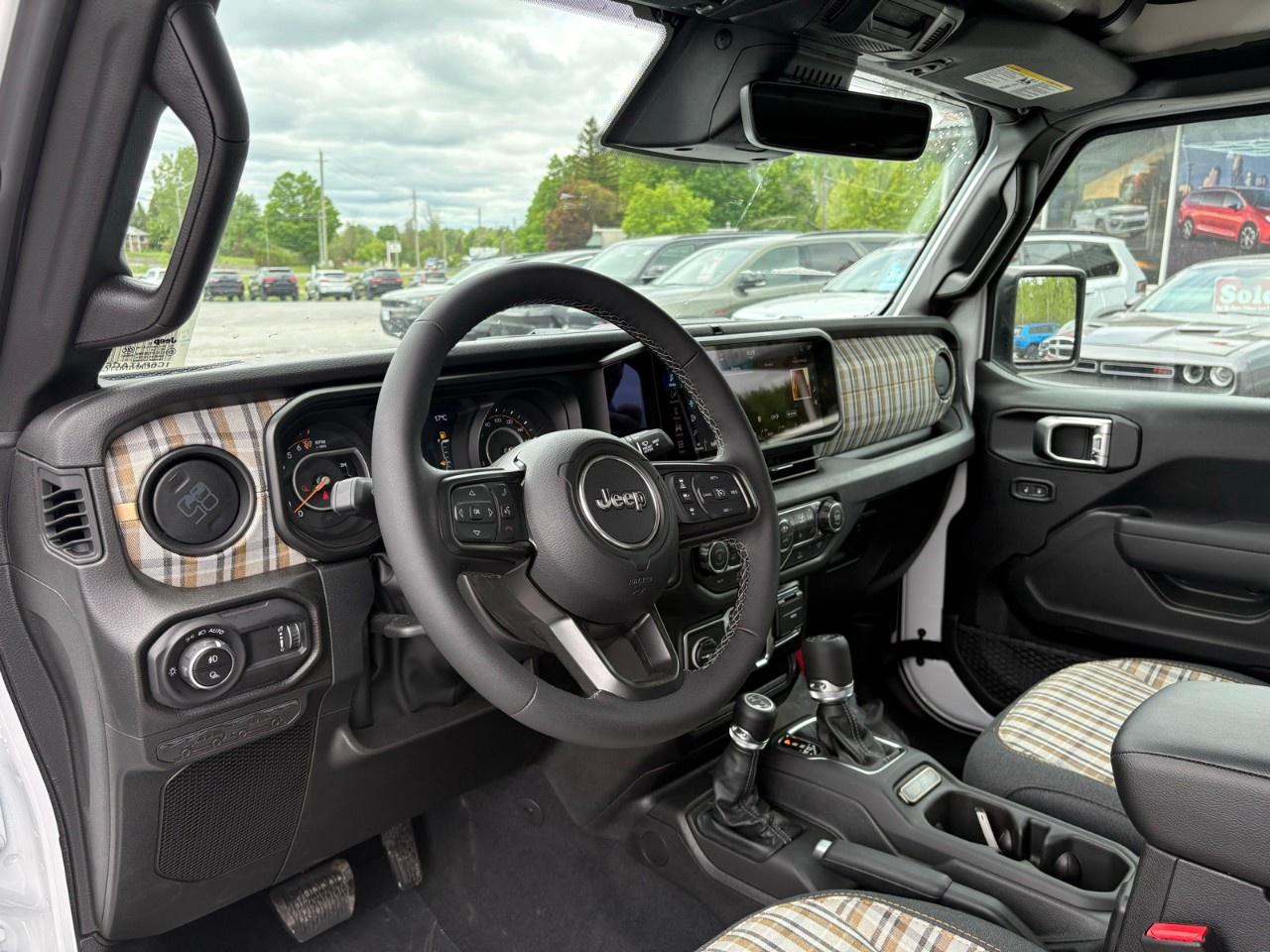 2026 Jeep Gladiator 85th Anniversary 4x4 Photo