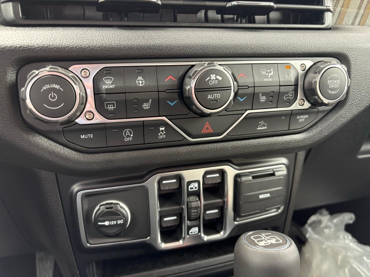 2026 Jeep Gladiator 85th Anniversary 4x4 Photo