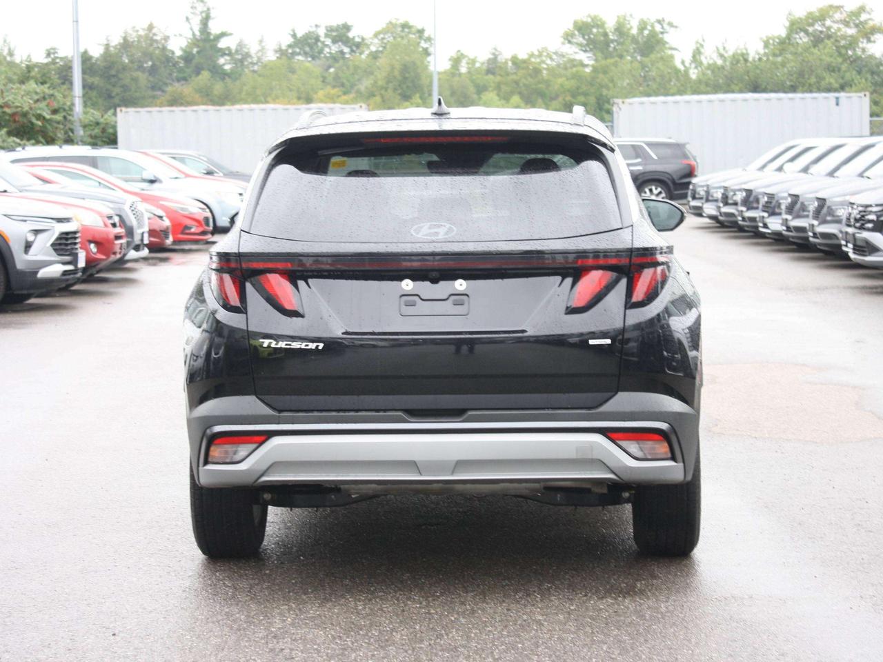 2026 Hyundai Tucson Preferred / Heated Seats / Blind Spot / CarPlay Photo