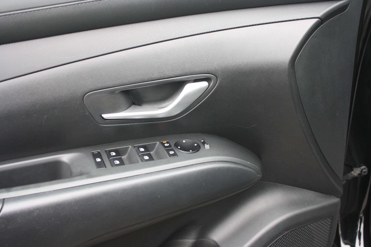 2026 Hyundai Tucson Preferred / Heated Seats / Blind Spot / CarPlay Photo