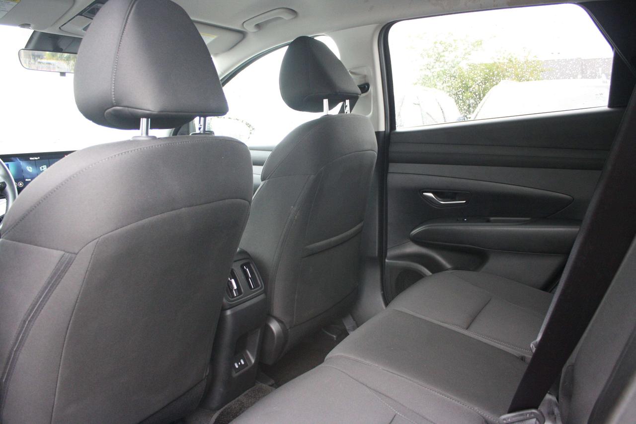 2026 Hyundai Tucson Preferred / Heated Seats / Blind Spot / CarPlay Photo