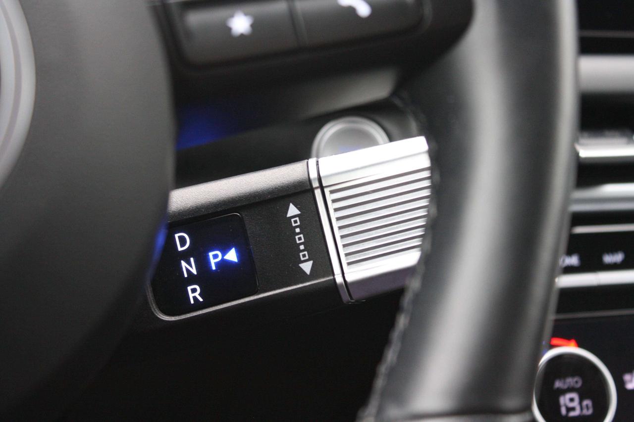 2026 Hyundai Tucson Preferred / Heated Seats / Blind Spot / CarPlay Photo