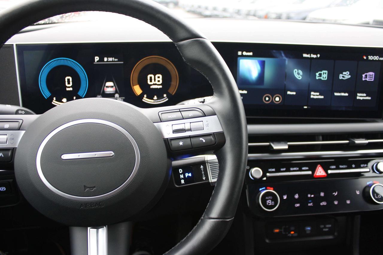 2026 Hyundai Tucson Preferred / Heated Seats / Blind Spot / CarPlay Photo