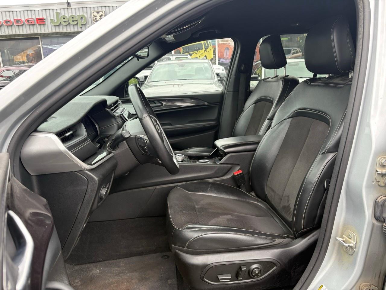 2022 Jeep Grand Cherokee ALTITUDE 4X4 Photo