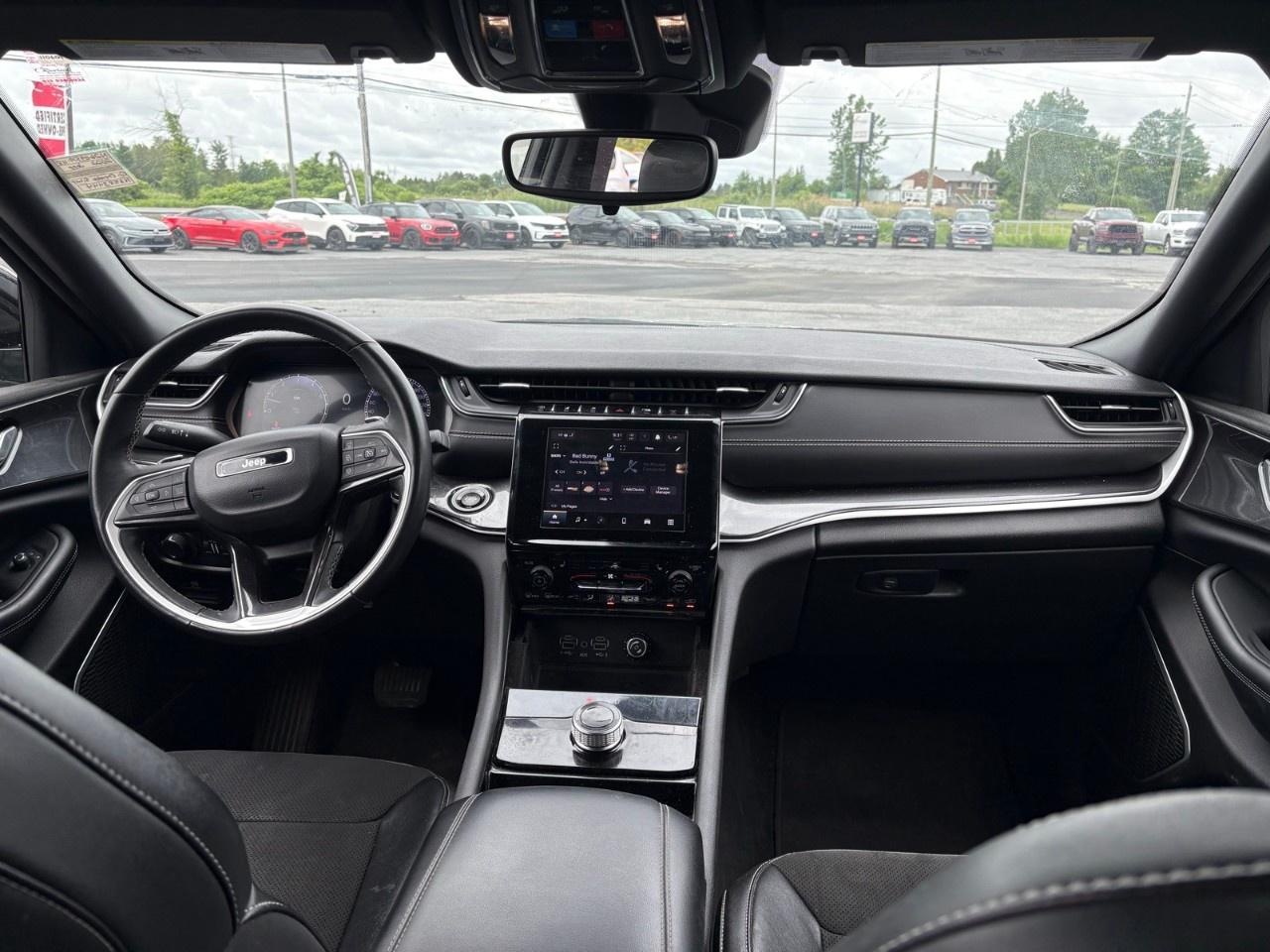2022 Jeep Grand Cherokee ALTITUDE 4X4 Photo