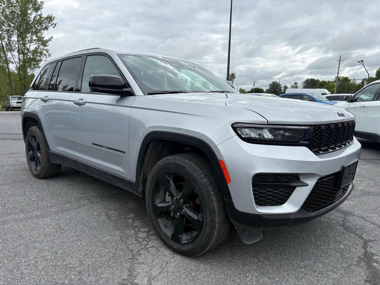 2022 Jeep Grand Cherokee ALTITUDE 4X4 Photo