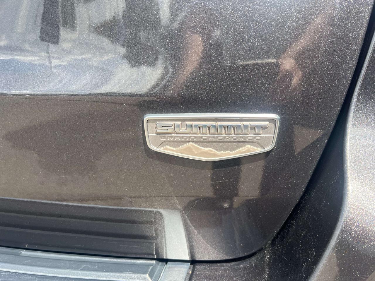 2020 Jeep Grand Cherokee Summit *PREMIUM+  APPEARANCE *SIGNATURE INTERIOR Photo