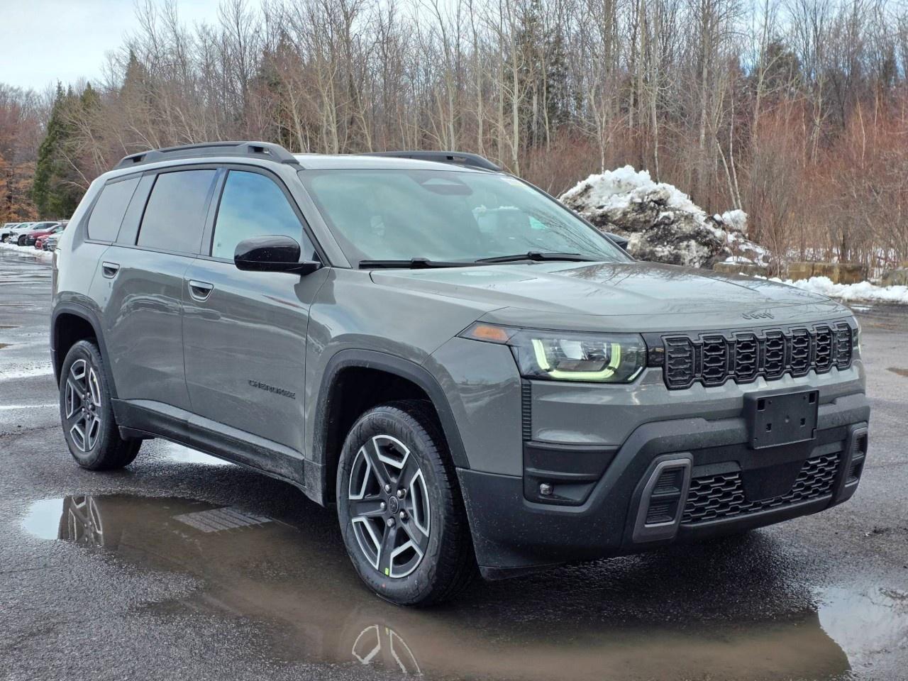 2026 Jeep Cherokee LAREDO 4x4 Photo