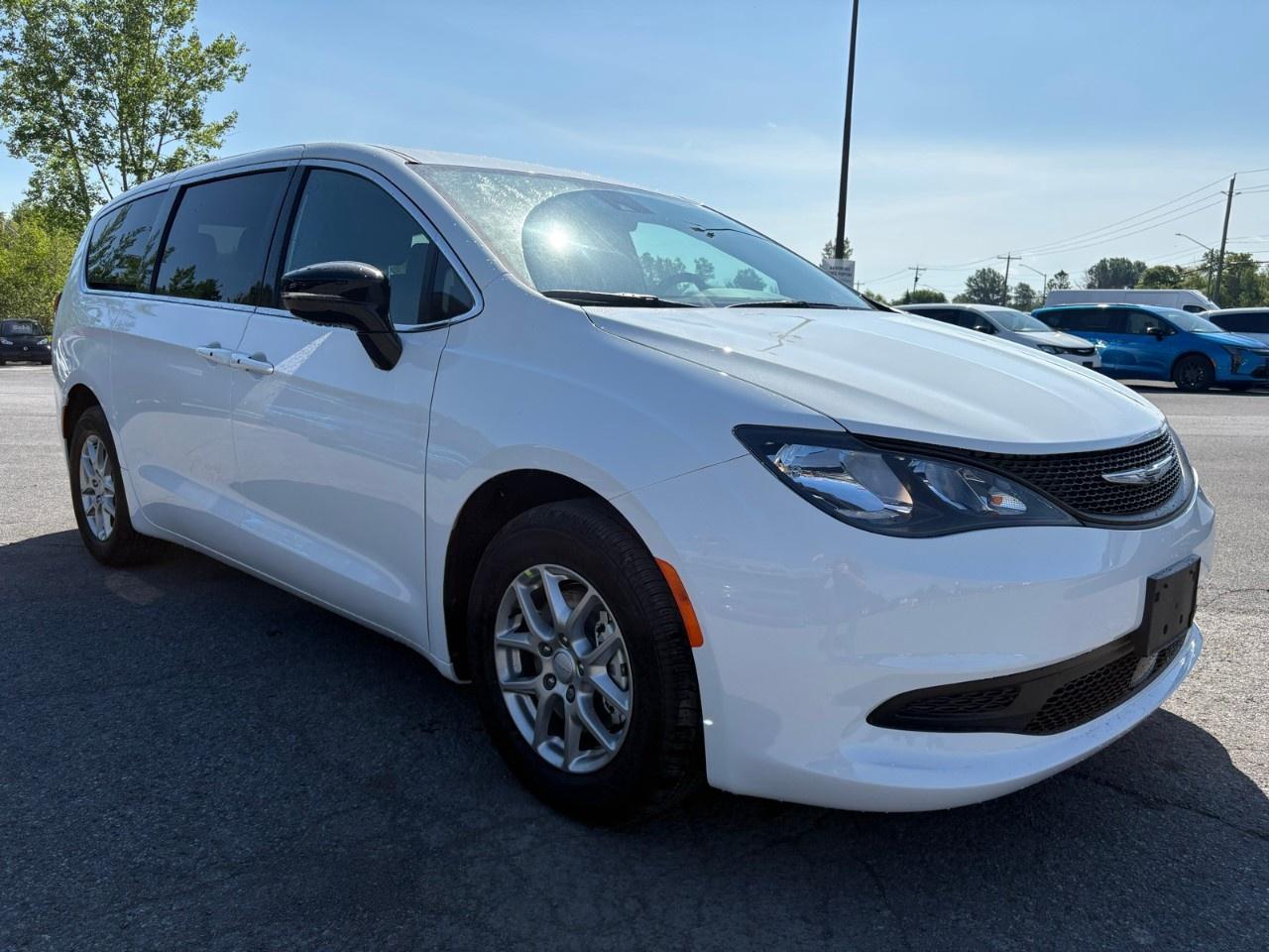 2027 Chrysler Grand Caravan SXT 2WD Photo