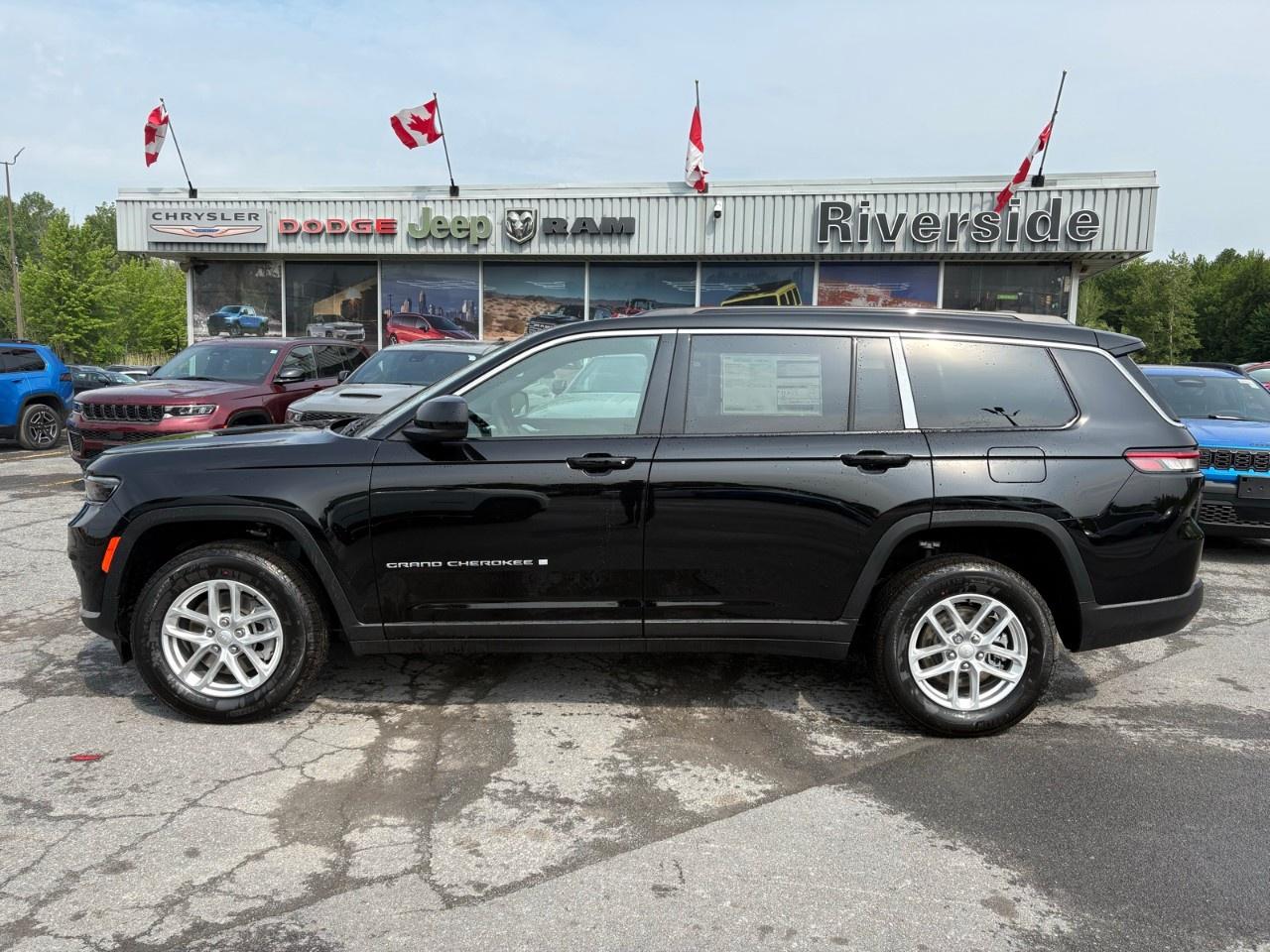 2026 Jeep Grand Cherokee L Laredo X 4x4 Photo5