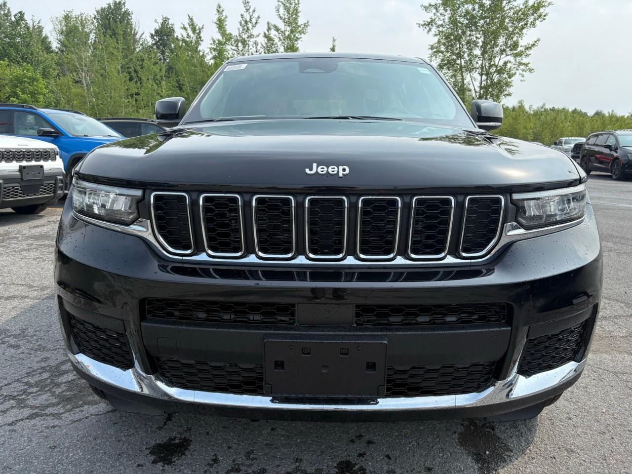 2026 Jeep Grand Cherokee L Laredo X 4x4 Photo