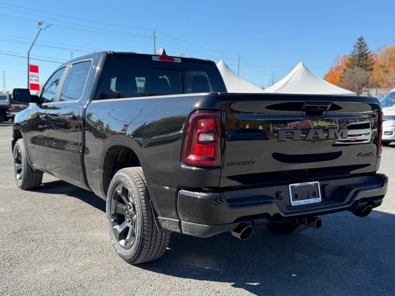 2026 RAM 1500 Sport 4x4 Crew Cab 6'4" Box Photo