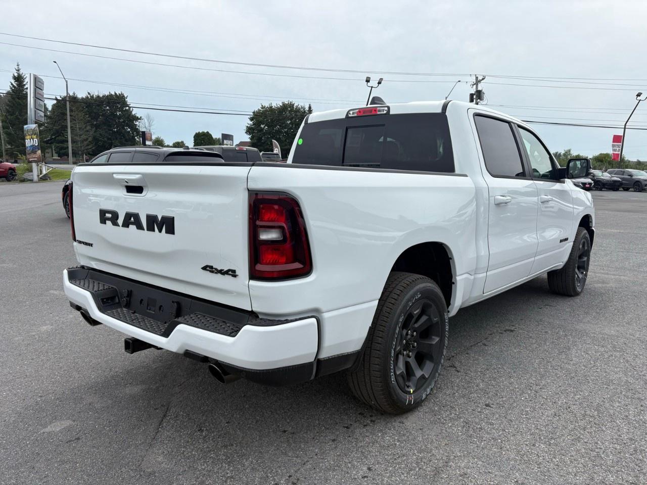 2026 RAM 1500 SPORT 4X4 CREW CAB 5'7" BOX Photo