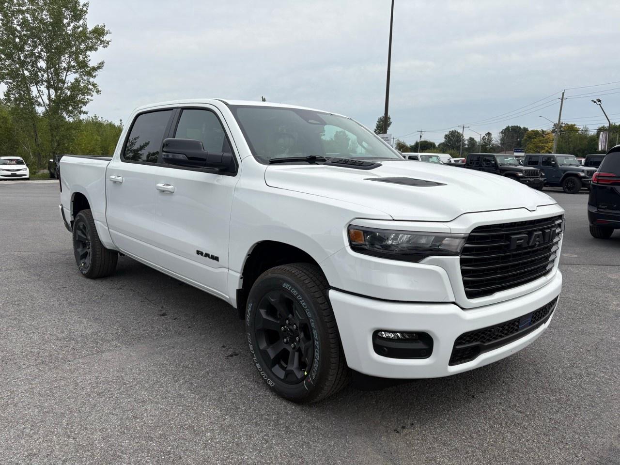 2026 RAM 1500 SPORT 4X4 CREW CAB 5'7" BOX Photo