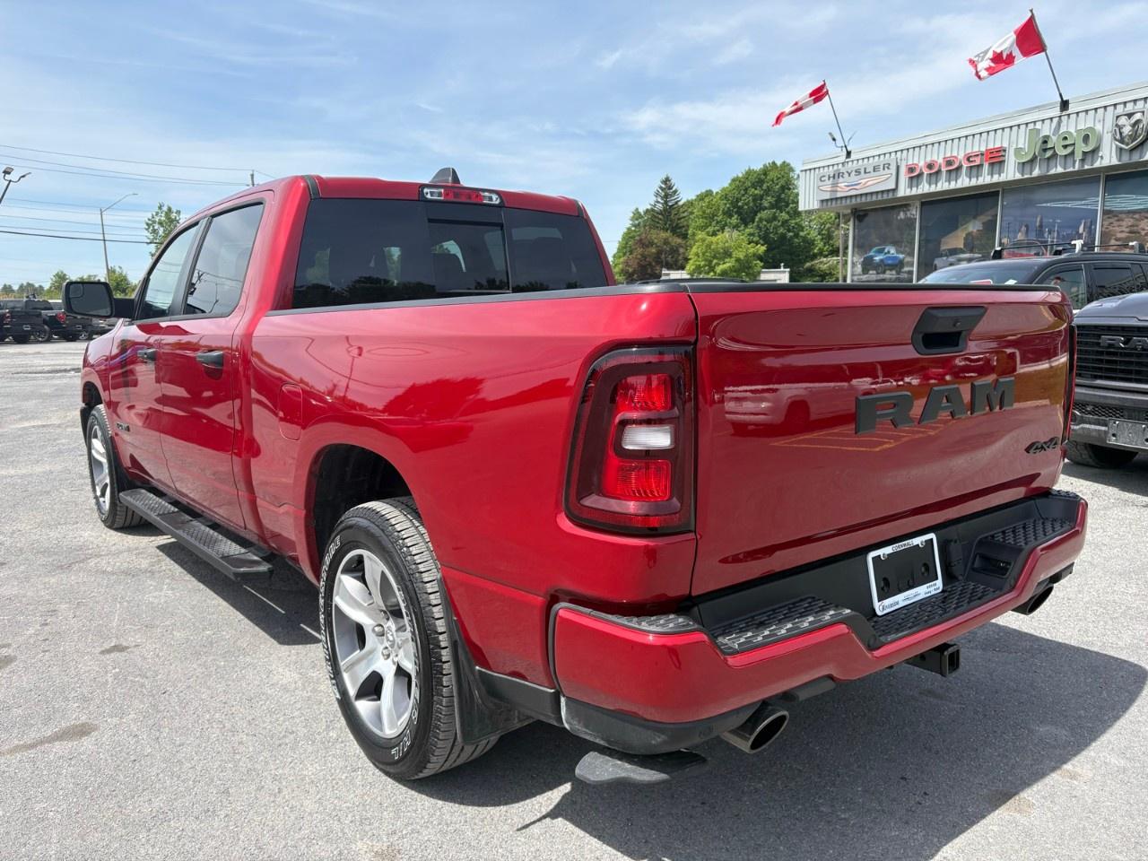 2026 RAM 1500 EXPRESS 4X4 CREW CAB 6'4" BOX Photo