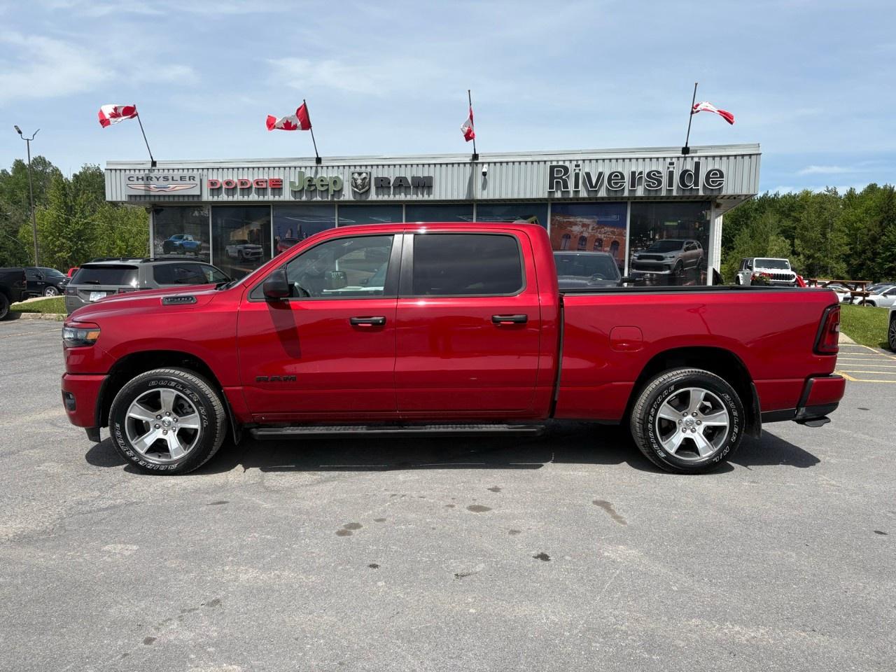 2026 RAM 1500 EXPRESS 4X4 CREW CAB 6'4" BOX Photo1